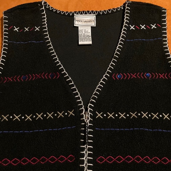 Nada Valley Black very stylish & unique design vest. Great quality & condition. - Picture 1 of 10